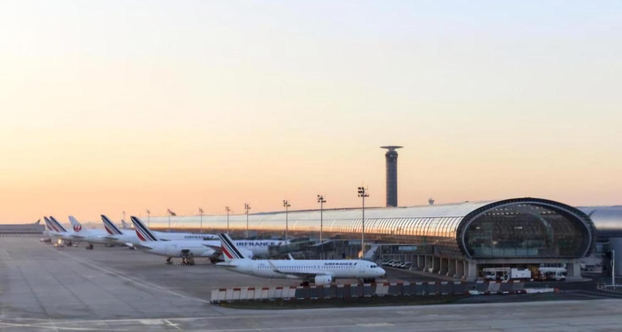Hotel La Nonette Asterix, Cdg Airport & Paris Centre Orry-La-Ville Exterior photo
